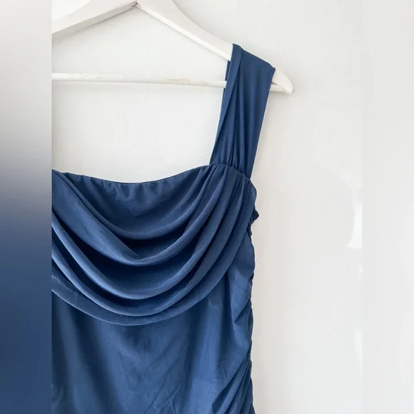 NWT - Navy Ruched Body con Tank/Off Shoulder Stretchy Dress - Large - Picture 4 of 10